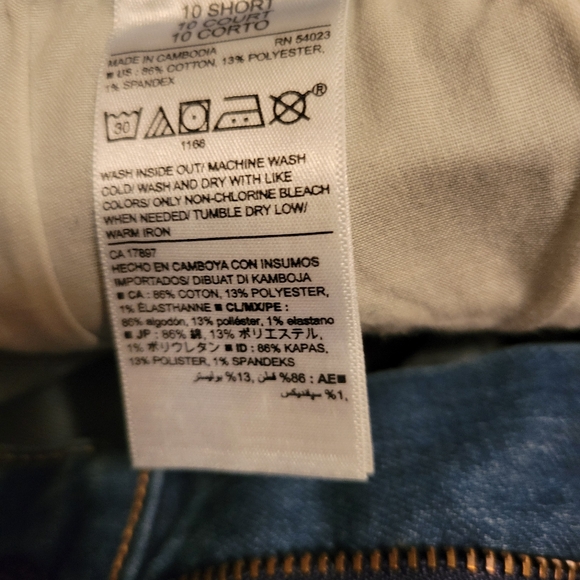 Women's Old Navy Original Acadia Mid Rise Boot Cut Jeans - Picture 3 of 3